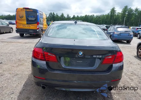 2011 BMW 535I xDrive z USA, uszkodzony, nr VIN WBAFU7C56BC871076